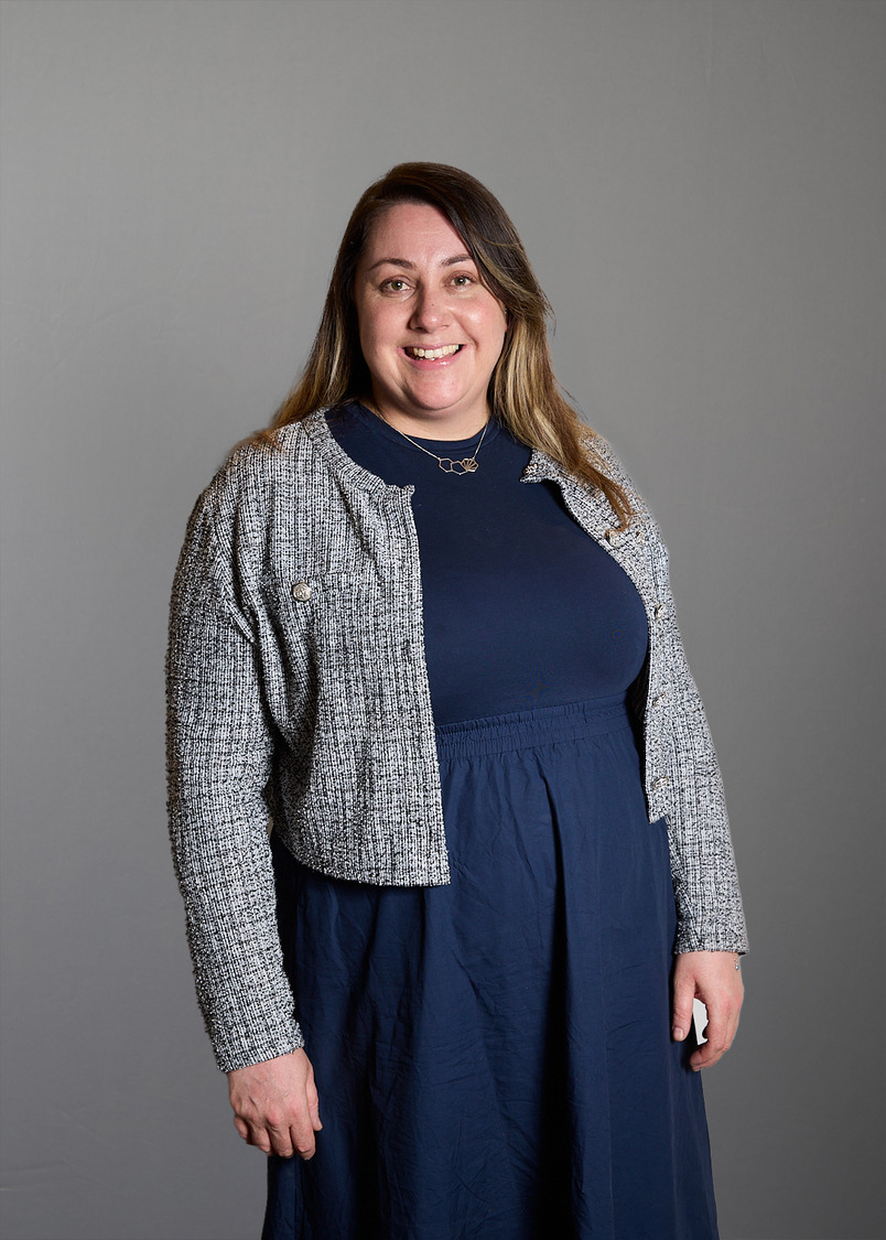 Kat Leppard Headshot