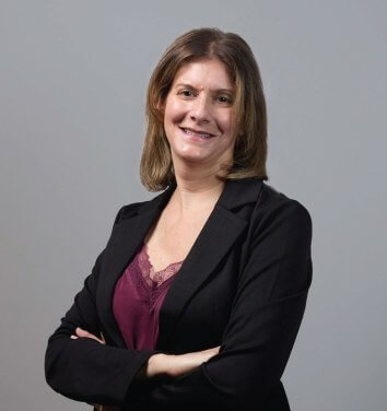 Sarah Ross Corgan headshot