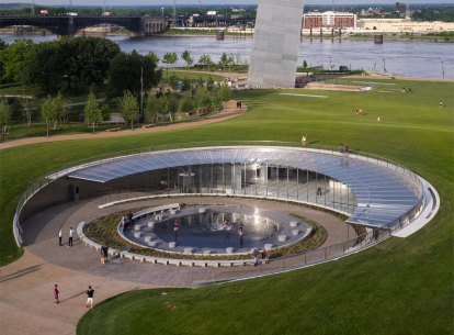 Gateway Arch Museum