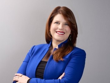 Leslie_Echoles_medium