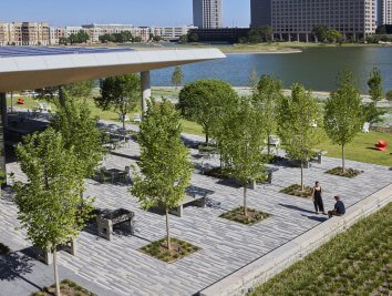 Wells Fargo Exterior