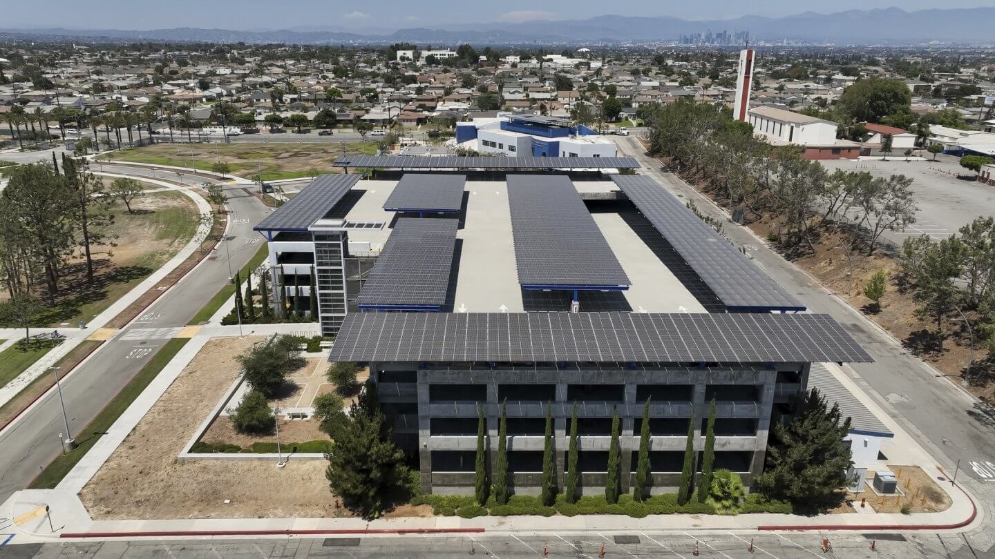 Los Angeles Community College District, LA Southwest College, Solar PV Array Improvements