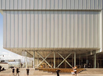 Whitney-museum-exterior-entrance