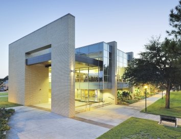 panola_libraryexterior_small