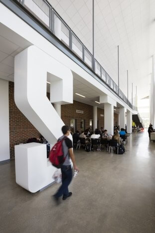 kellercenter_hallway_small