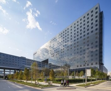 Parkland Hospital Exterior Small