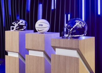 Learfield_012_medium