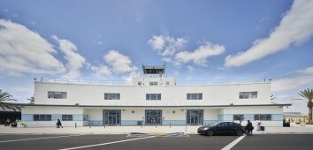 LongBeachAirport_320_medium