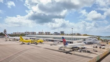 SXM-Airport_017_medium