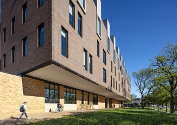 UNT CVAD_exterior corner small