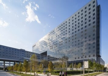 Parkland Hospital Exterior Small