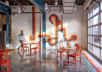LL Cafe Seating