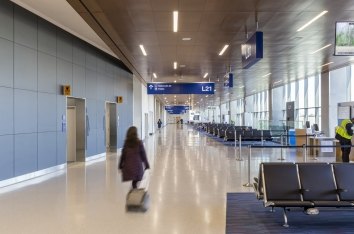 ORD Concourse L-011